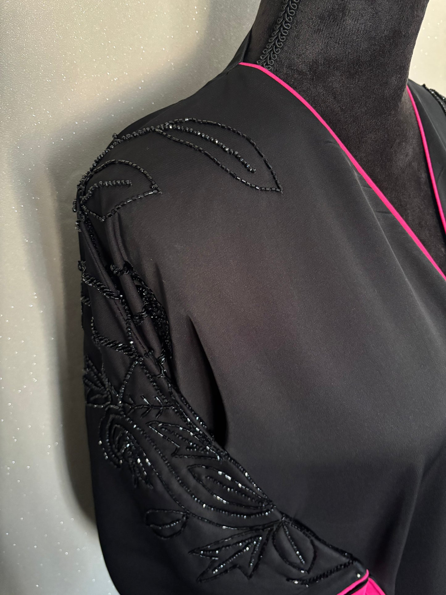 𝗣𝗿𝗲-𝗢𝗿𝗱𝗲𝗿 𝟮𝟬-𝟬𝟰: Safiya Abaya