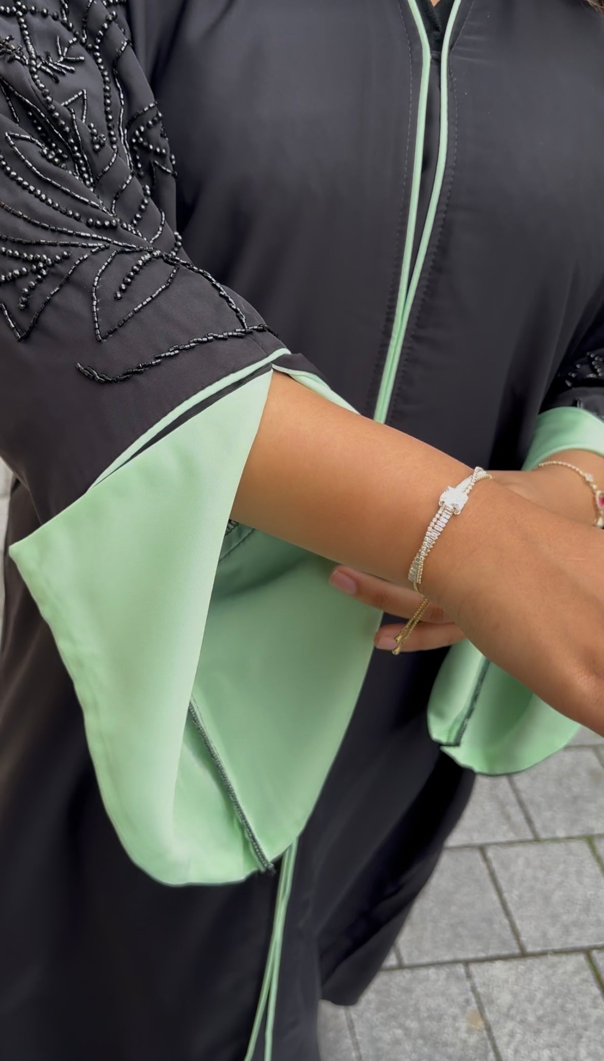 Noir Menthe Abaya Deluxe + GRATIS HIJAB